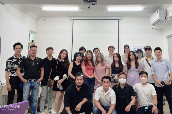 “Bùng nổ” sắc màu cùng Technical Workshop Alfaparf 2022 tại HCM